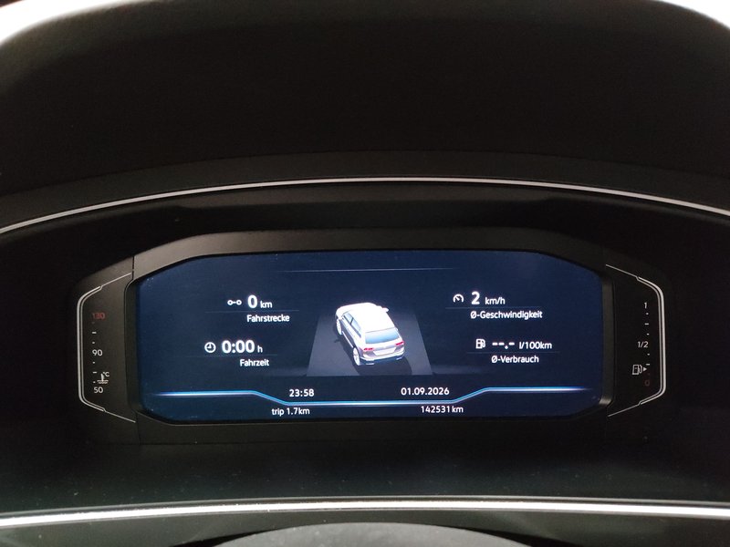 Volkswagen Tiguan 2.0 TDI Elegance • 360° kamera • ACC — 21