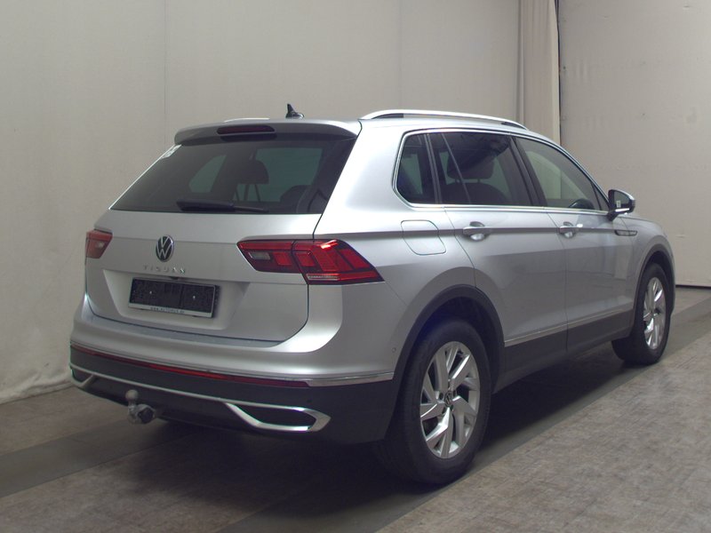 Volkswagen Tiguan 2.0 TDI Elegance • 360° kamera • ACC — 4