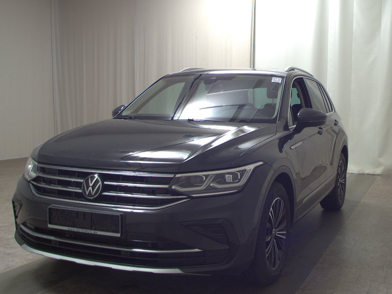 Volkswagen Tiguan 2.0 TDI automatik Elegance • ACC • električna peta vrata — 2