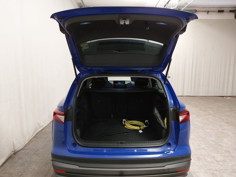 Škoda Enyaq Loft • ACC • AHK — 17