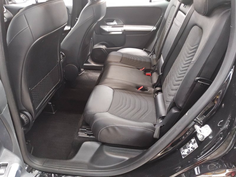 Mercedes-Benz GLB 220 d 4MATIC automatik Progressive • ACC • AHK — 13