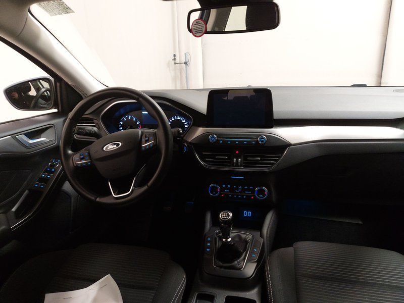 Ford Focus Turnier 1.0 EcoBoost Titanium • Full LED • navigacija — 18