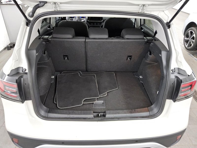 Volkswagen T-Cross 1.0 TSI • AHK • bežično punjenje — 12