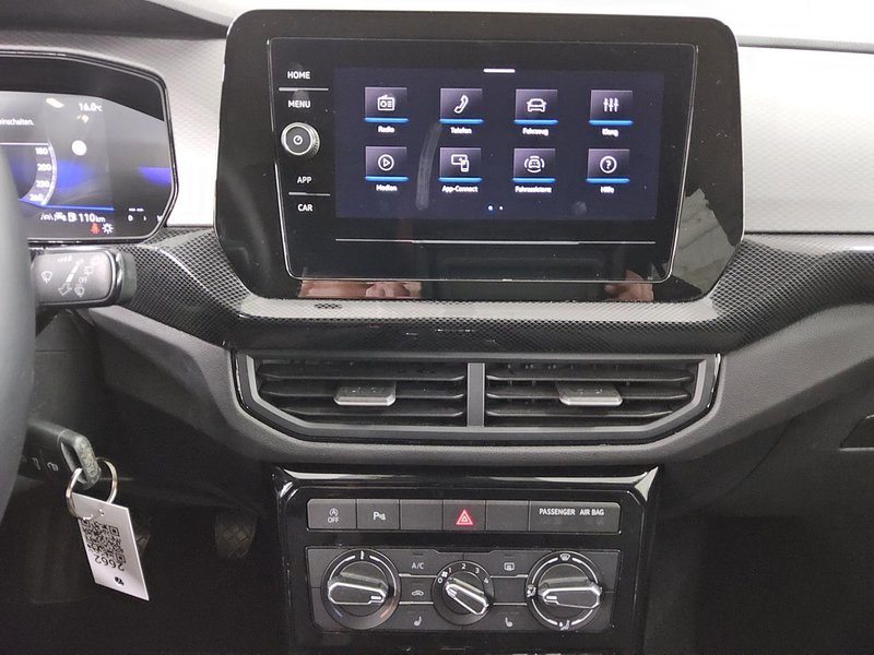 Volkswagen T-Cross 1.0 TSI • AHK • bežično punjenje — 7