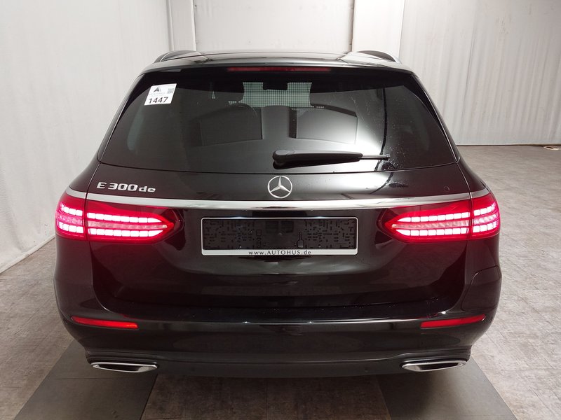 Mercedes-Benz E 300 de karavan automatik Avantgarde • bežično punjenje — 14