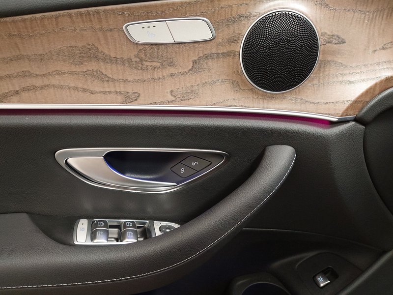 Mercedes-Benz E 300 de karavan automatik Avantgarde • bežično punjenje — 5