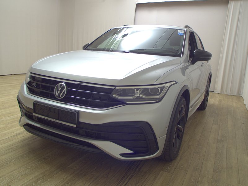 Volkswagen Tiguan 1.4 TSI eHybrid automatik R-Line • panorama • ACC — 2