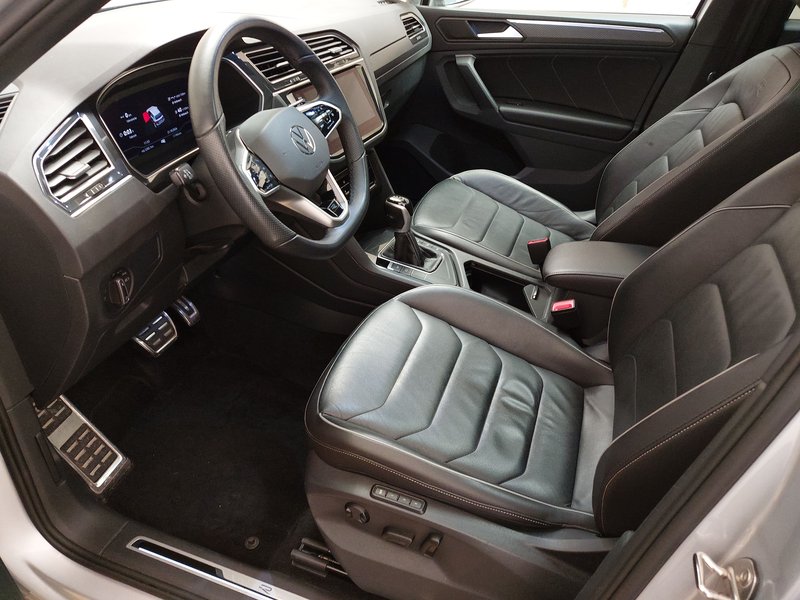 Volkswagen Tiguan 1.4 TSI eHybrid automatik R-Line • panorama • ACC — 6