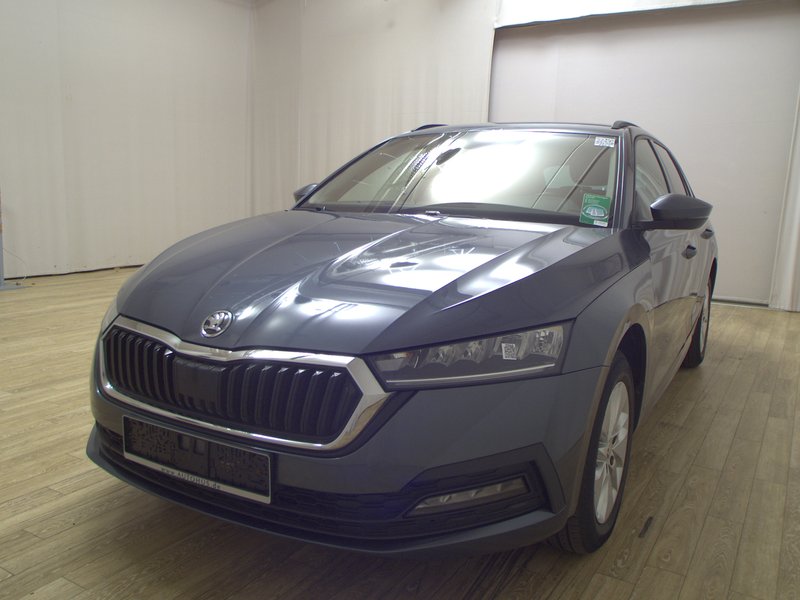 Škoda Octavia Kombi 2.0 TDI Ambition • ACC • AHK — 2