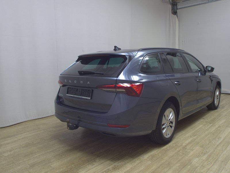 Škoda Octavia Kombi 2.0 TDI Ambition • ACC • AHK — 4