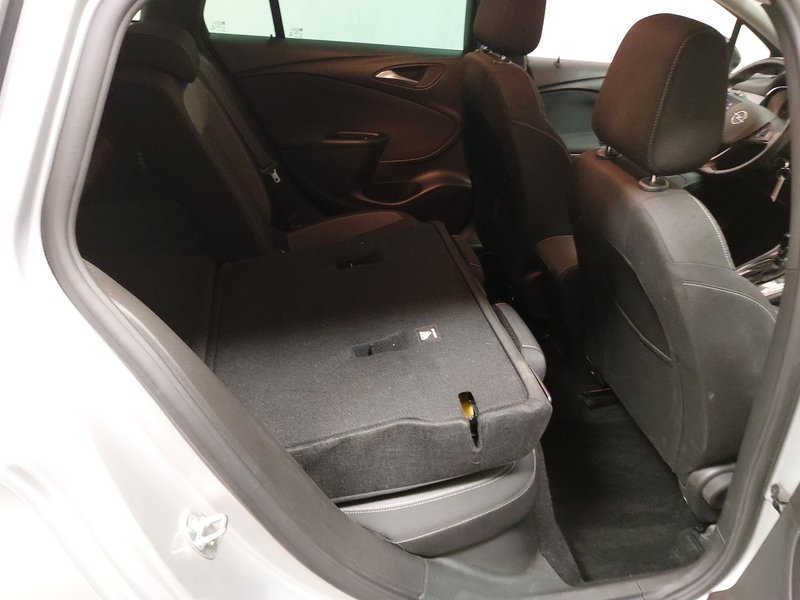 Opel Astra ST 1.5 D Business Edition automatik • AHK • Full LED — 11