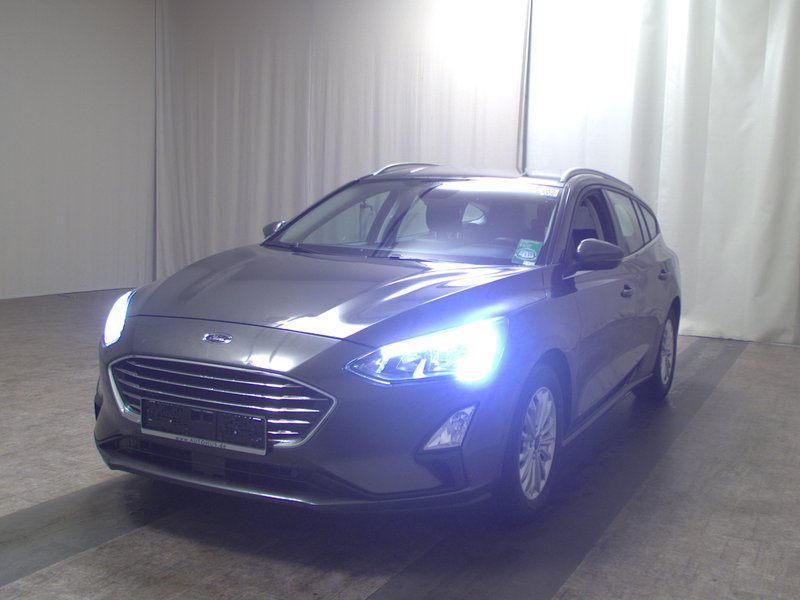 Ford Focus Turnier 1.5 EcoBlue Titanium automatik • ACC • Full LED — 2