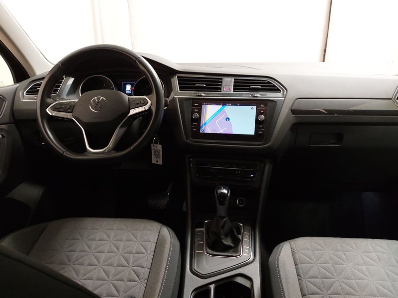 Volkswagen Tiguan 2.0 TDI automatik Life — 17