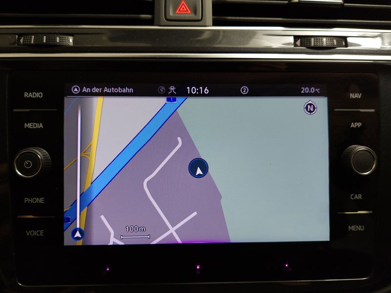Volkswagen Tiguan 2.0 TDI automatik Life — 18