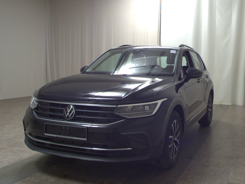Volkswagen Tiguan 2.0 TDI automatik Life — 2