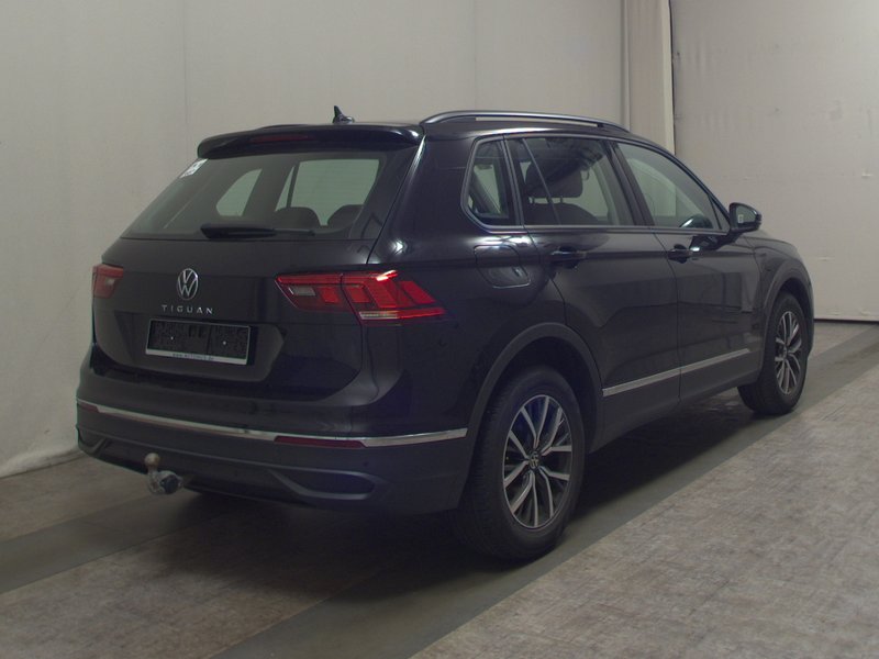 Volkswagen Tiguan 2.0 TDI automatik Life — 4