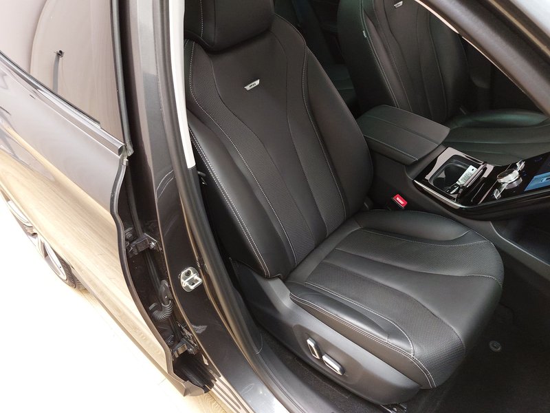 MG Marvel R Luxury • ACC • 360° kamera — 10