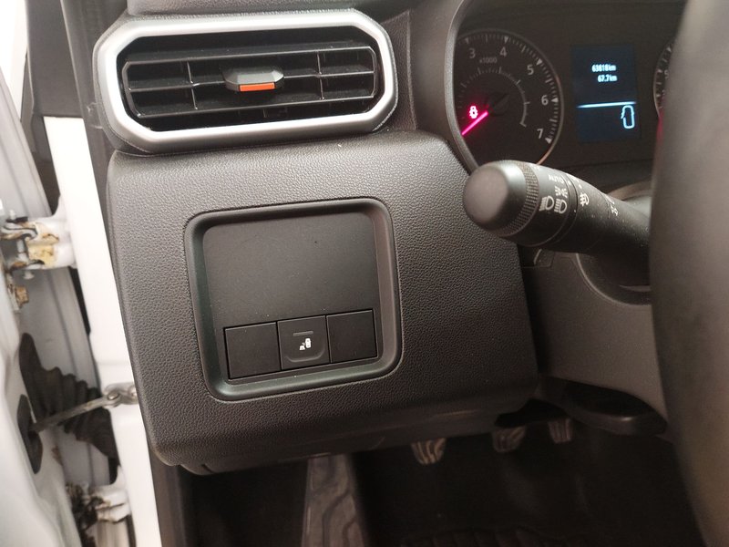 Dacia Duster 1.5 dci Extreme — 7