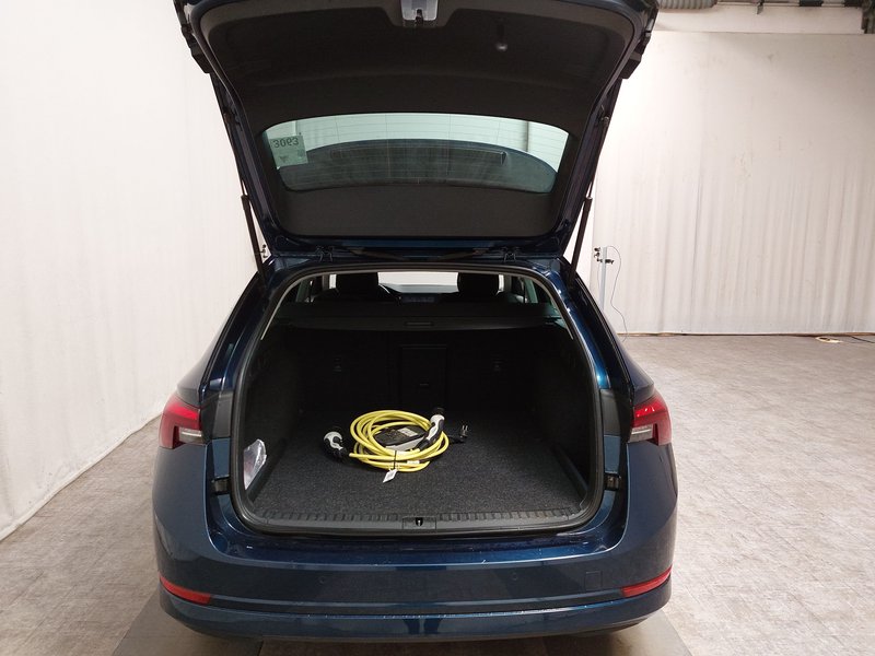 Škoda Octavia Kombi 1.4 TSI iV automatik Ambition • AHK • Full LED — 15