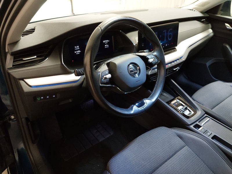 Škoda Octavia Kombi 1.4 TSI iV automatik Ambition • AHK • Full LED — 6