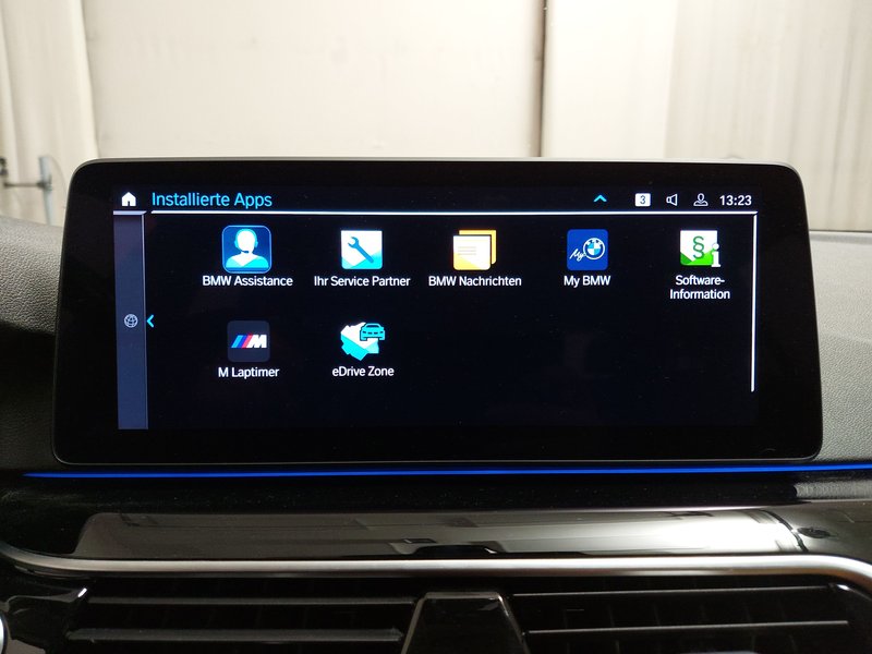 BMW 530e Touring automatik • ACC • Full LED — 19