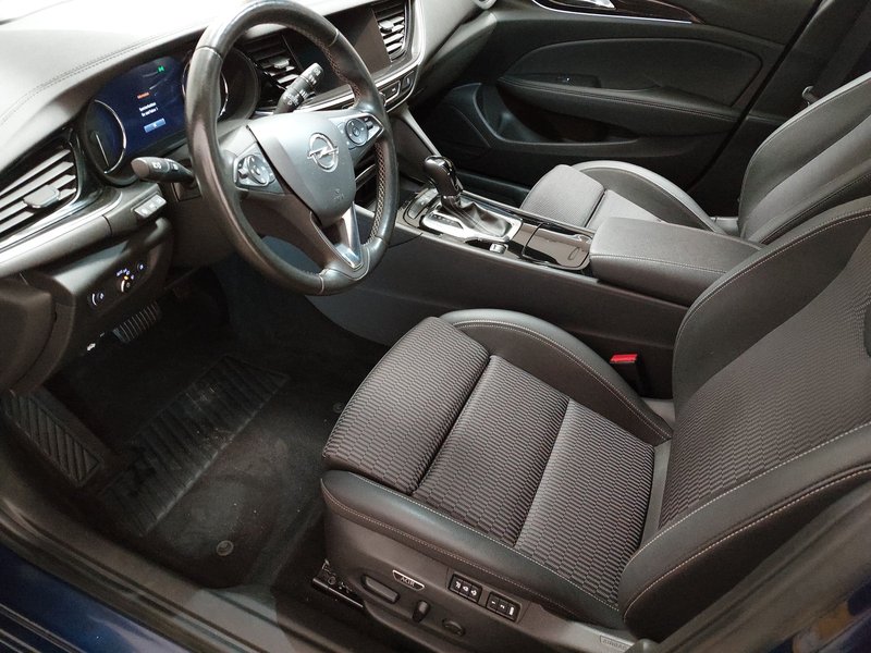 Opel Insignia ST 2.0 CDTI automatik Elegance • električna peta vrata • HUD — 6