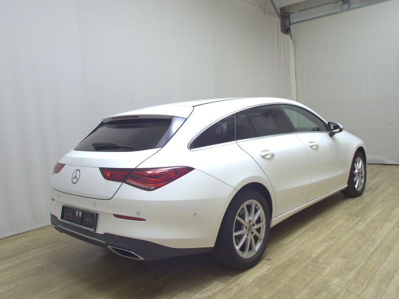 Mercedes-Benz CLA 180 d Shooting Brake automatik Progressive — 4