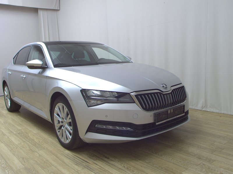 Škoda Superb 2.0 TDI automatik Ambition • Full LED • panorama — 3