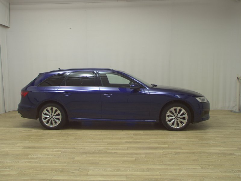 Audi A4 Avant 40 TDI automatik advanced • ACC • el. peta vrata