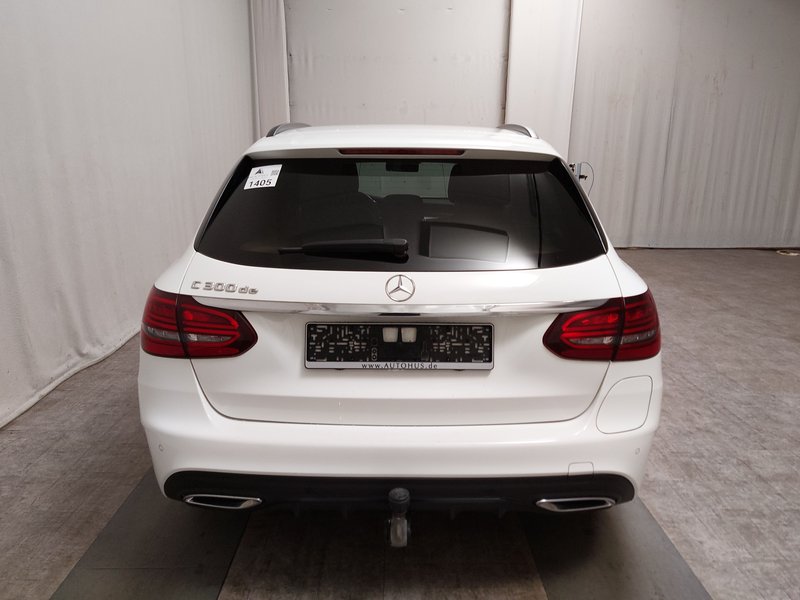 Mercedes-Benz C 300 de karavan automatik • ACC • bežično punjenje — 14