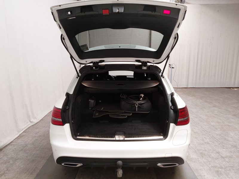 Mercedes-Benz C 300 de karavan automatik • ACC • bežično punjenje — 15