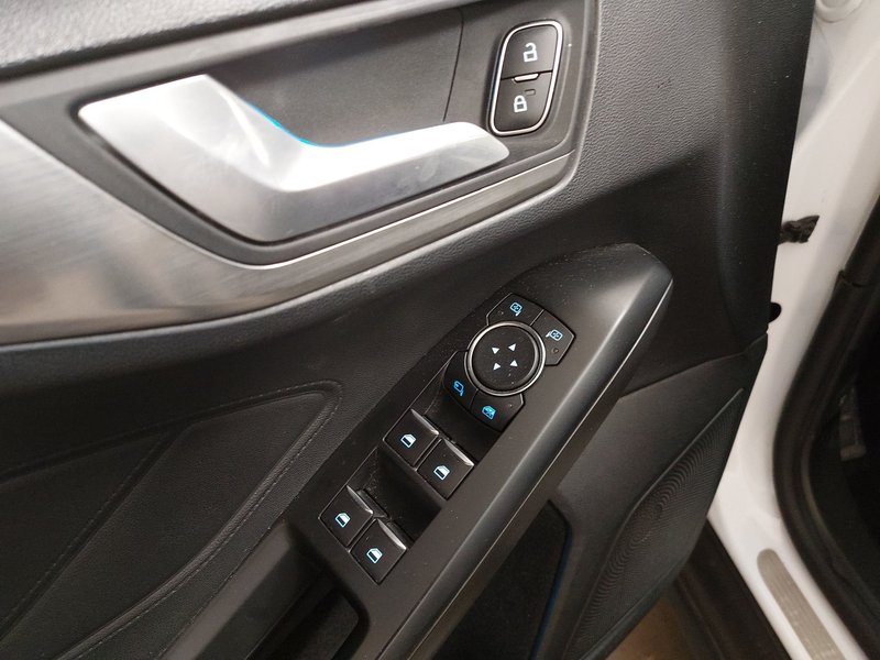 Ford Focus Turnier 1.5 EcoBlue automatik Titanium • ACC • Full LED — 5