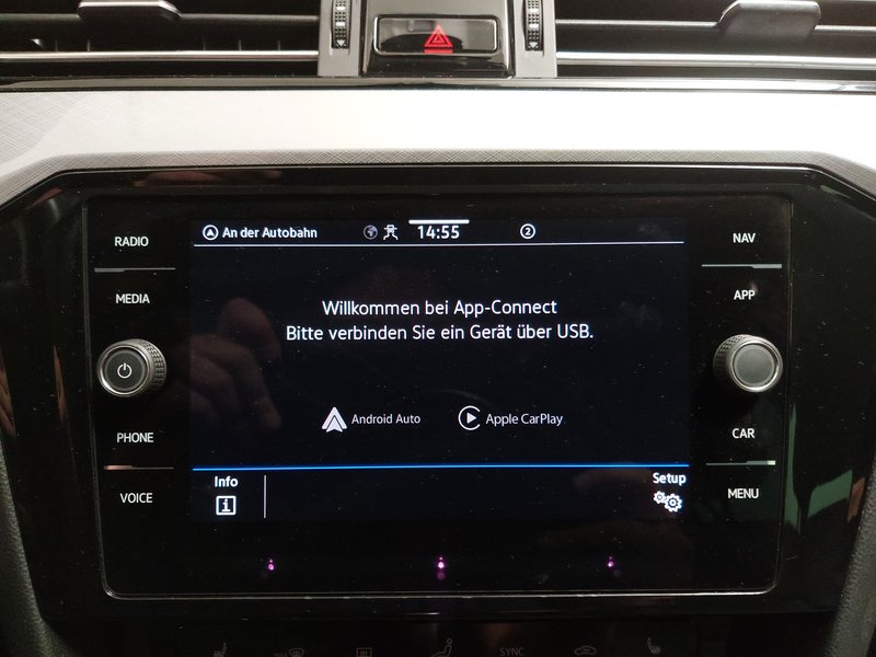 Volkswagen Passat Variant 2.0 TDI Business automatik • ACC • LED — 19