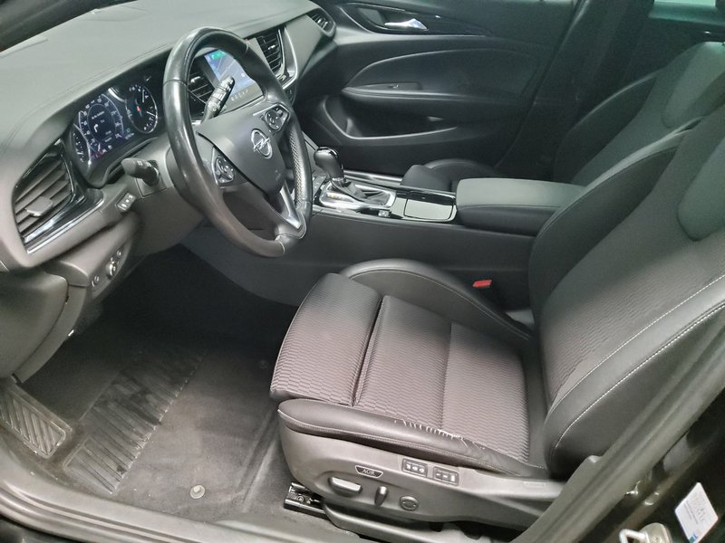 Opel Insignia Sports Tourer 2.0 D automatik Business Elegance • kuka za vuču — 8