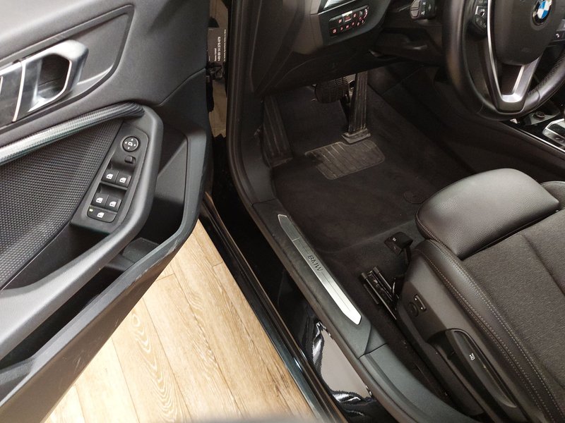 BMW 120d xDrive automatik Sport Line • ACC • LED — 5