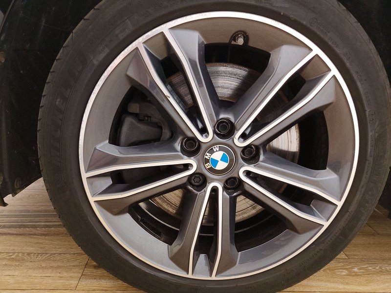 BMW 120d xDrive automatik Sport Line • ACC • LED — 9