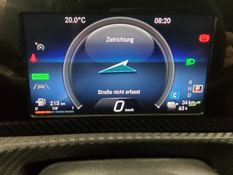 Mercedes-Benz A 250 e automatik • LED • digitalni instrumenti — 8