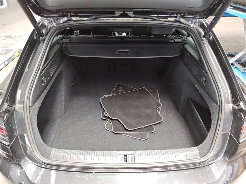 Volkswagen Arteon Shooting Brake 2.0 TDI automatik R-Line • ACC • Full LED — 12