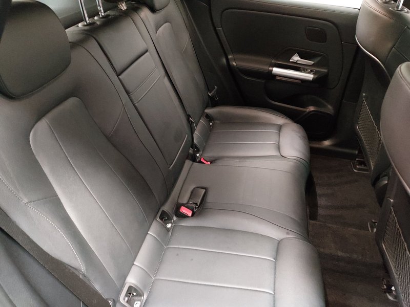 Mercedes-Benz EQA 250 Progressive • 360° kamera • ACC — 12