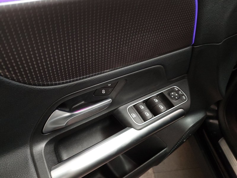 Mercedes-Benz EQA 250 Progressive • 360° kamera • ACC — 5
