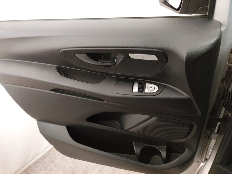 Mercedes-Benz Vito 116 CDI automatik • AHK — 5