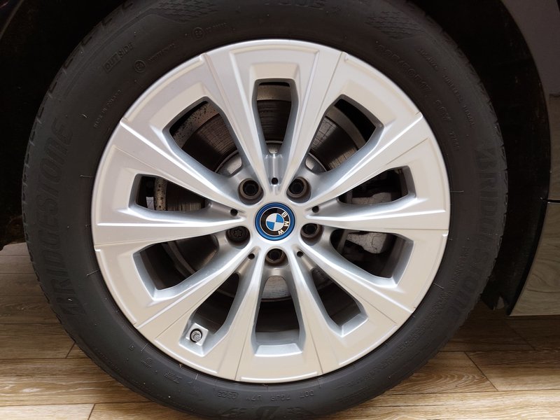 BMW 320e Touring automatik • ACC • LED — 15