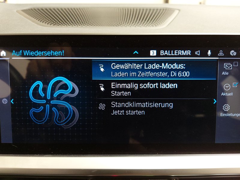 BMW 320e Touring automatik • ACC • LED — 21