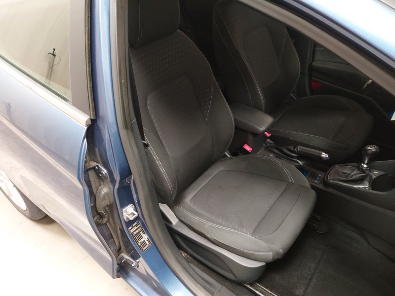 Ford Fiesta 1.0 EcoBoost Titanium — 10