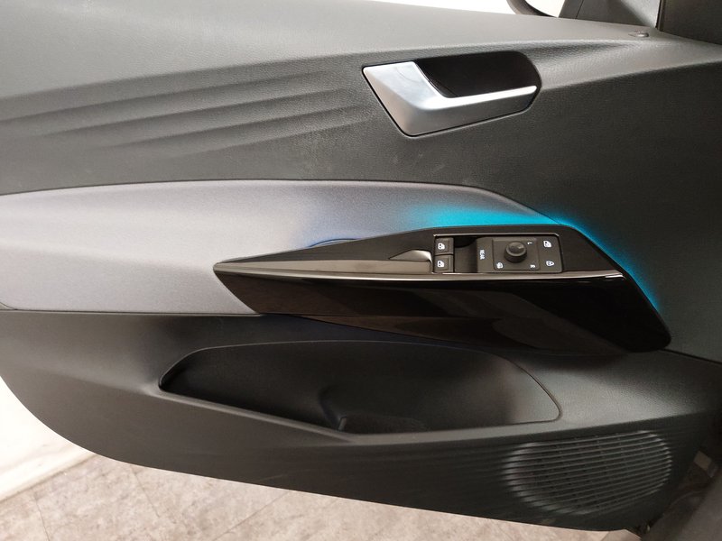 Volkswagen ID.3 Pro Performance • Full LED — 5