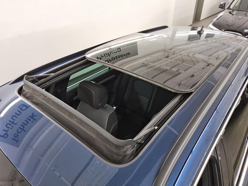 Volkswagen Passat Variant 2.0 TDI automatik Business • panorama • ACC — 12