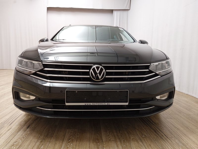 Volkswagen Passat Variant 2.0 TDI Business automatik • ACC • LED — 9