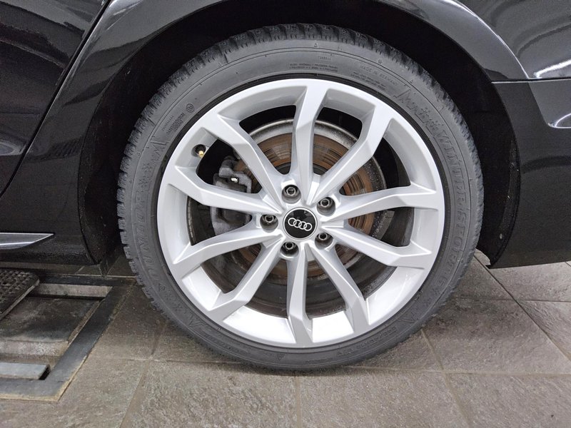 Audi A4 Avant 40 TDI automatik S line • ACC • el. peta vrata — 11