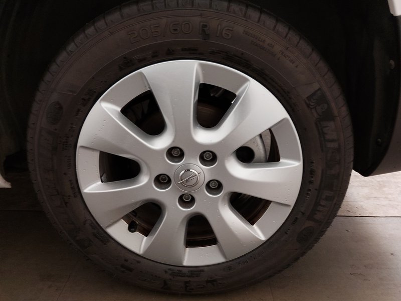 Opel Combo Cargo 1.5 D • tempomat • senzori za parkiranje — 8