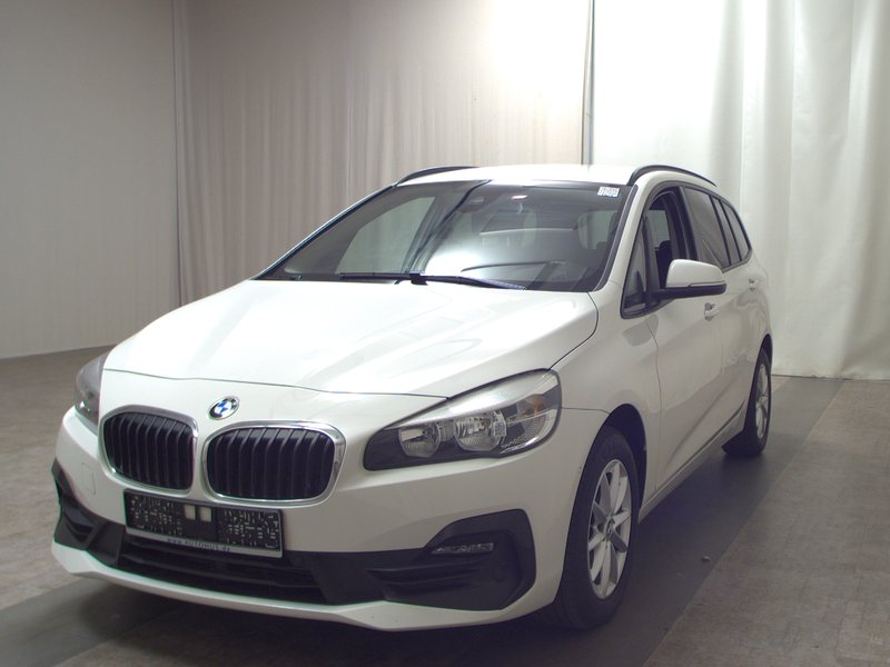 BMW 216 Gran Tourer automatik • AHK • navigacija — 2